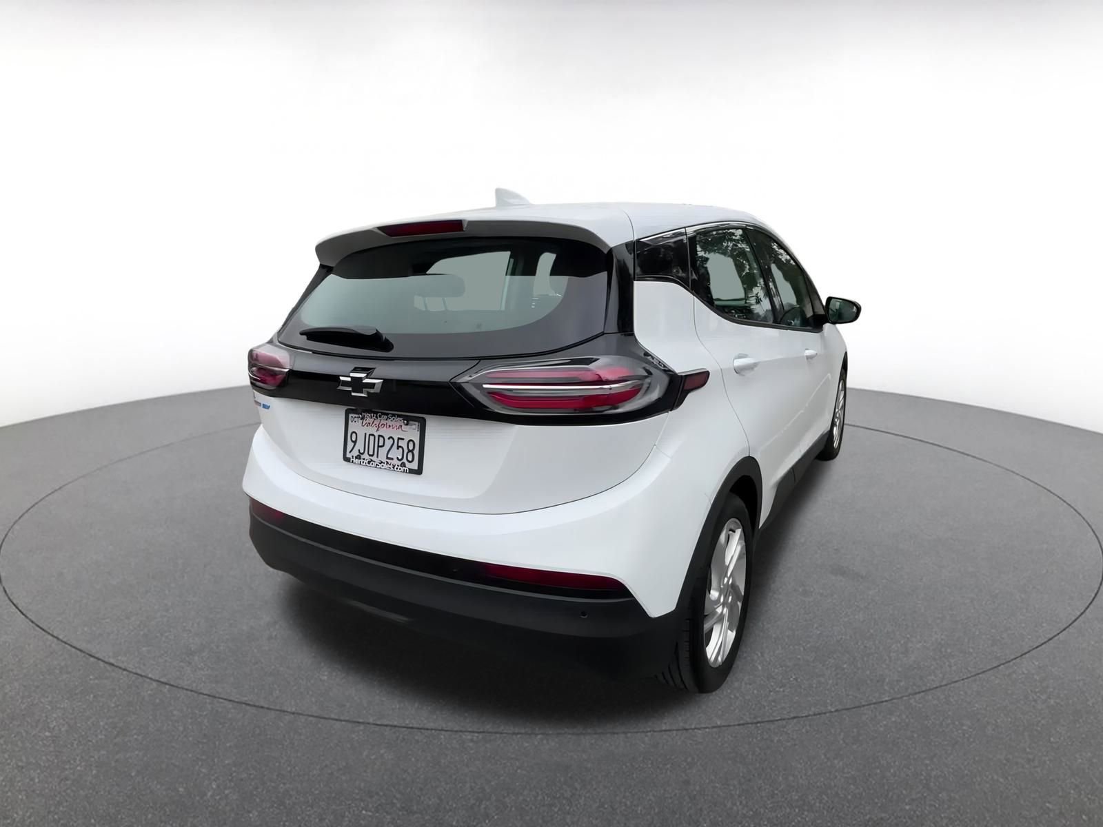 Thumbnail: 2023 Chevrolet Bolt EV - 14