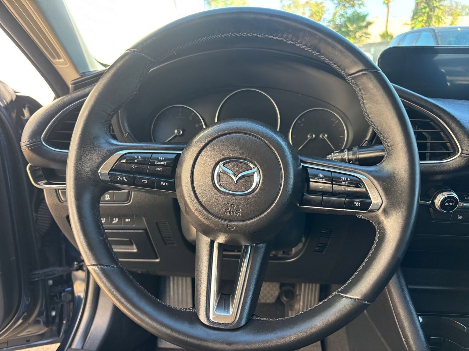 Thumbnail: 2025 Mazda Mazda3 - 28