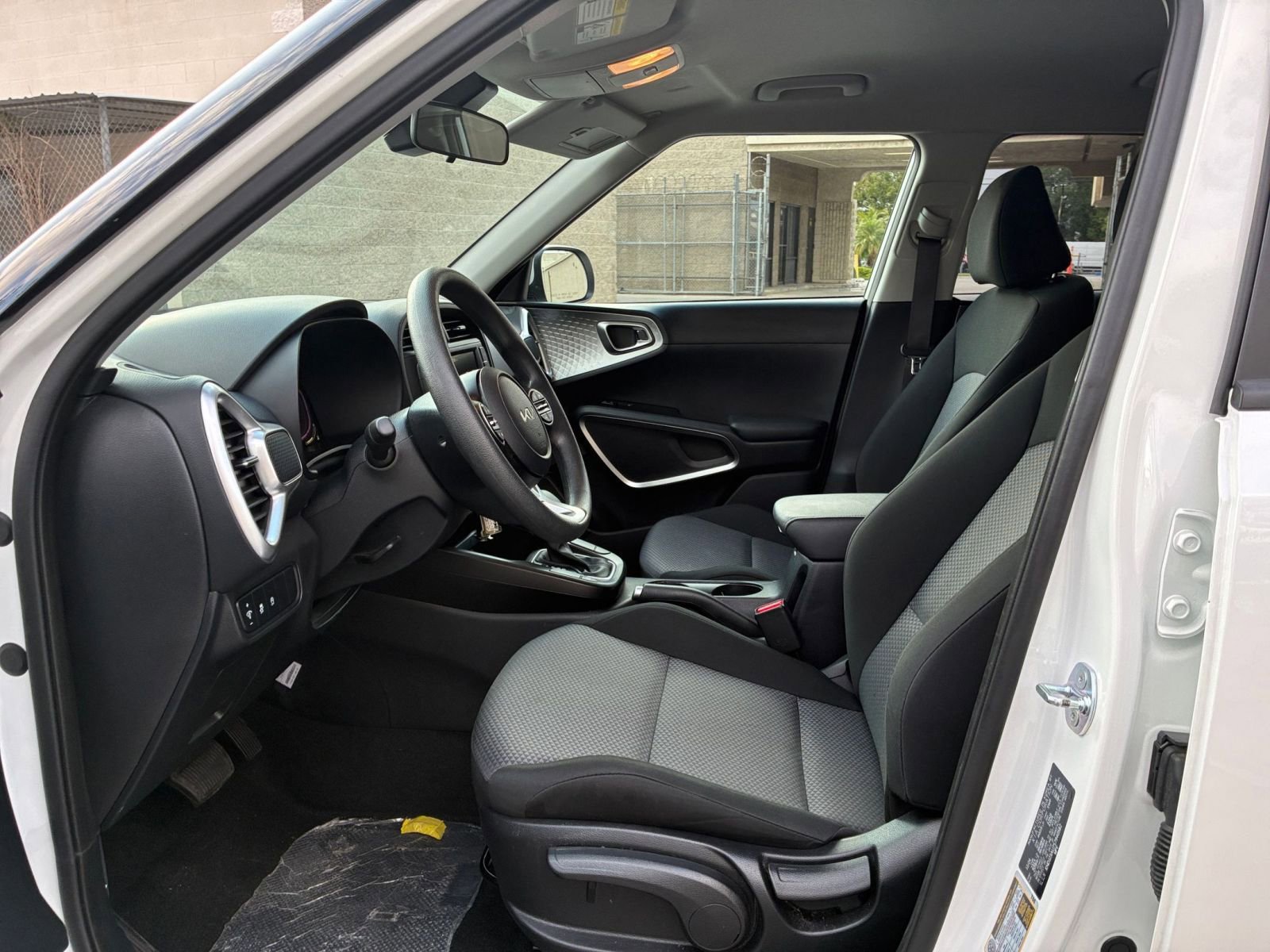 Thumbnail: 2025 Kia Soul - 24