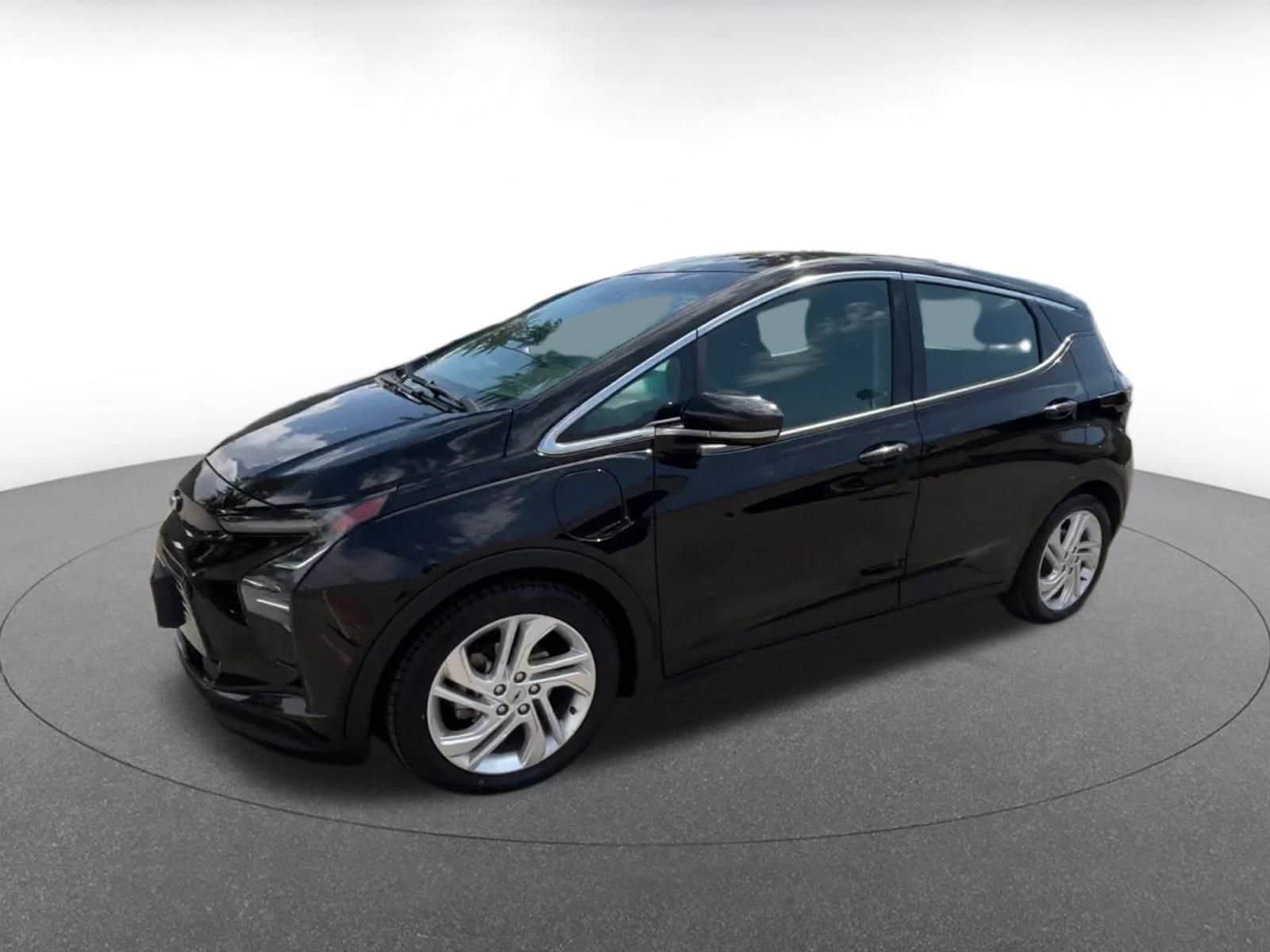 Thumbnail: 2023 Chevrolet Bolt EV - 8
