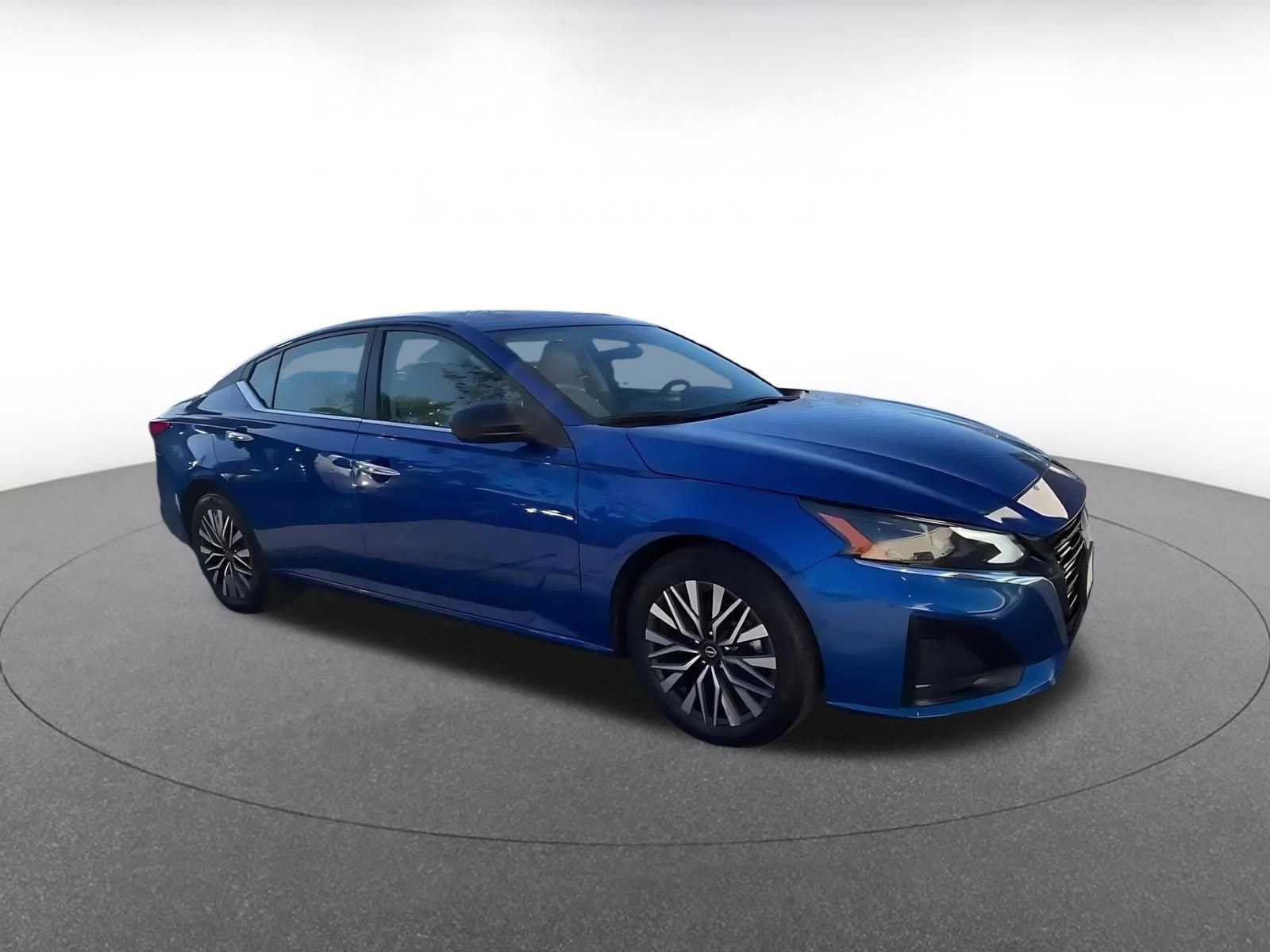 Thumbnail: 2025 Nissan Altima - 2