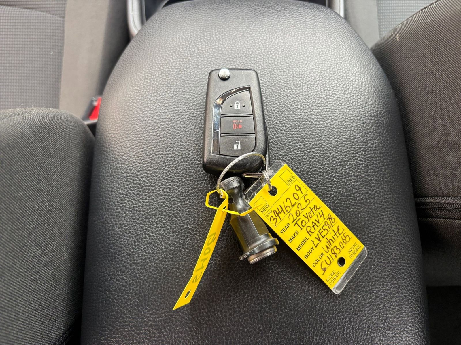 Thumbnail: 2025 Toyota RAV4 - 22