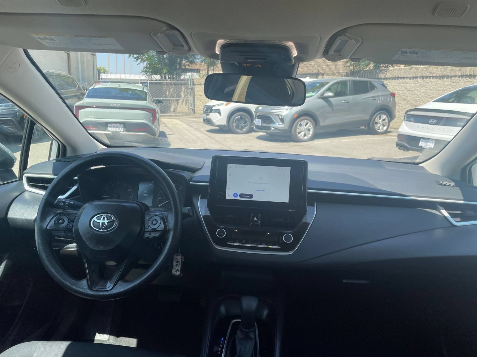 Thumbnail: 2025 Toyota Corolla - 31