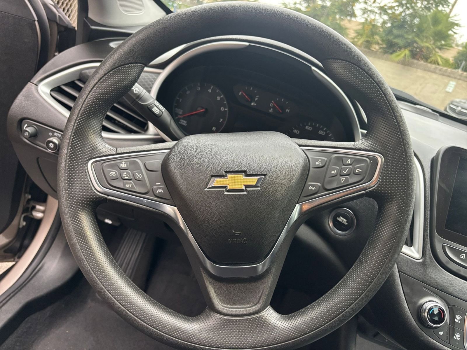 Thumbnail: 2024 Chevrolet Malibu - 28