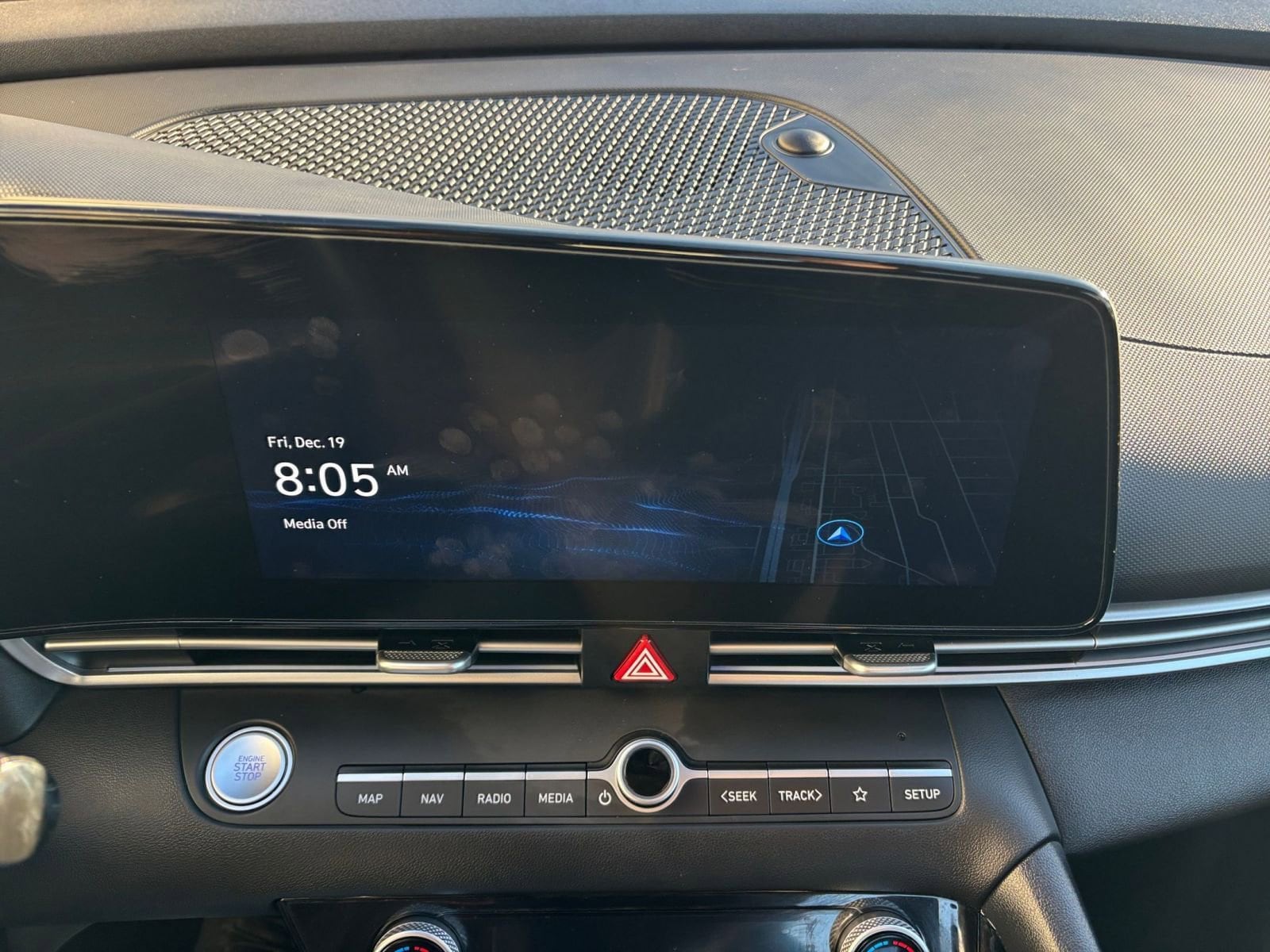 Thumbnail: 2025 Hyundai Elantra - 21