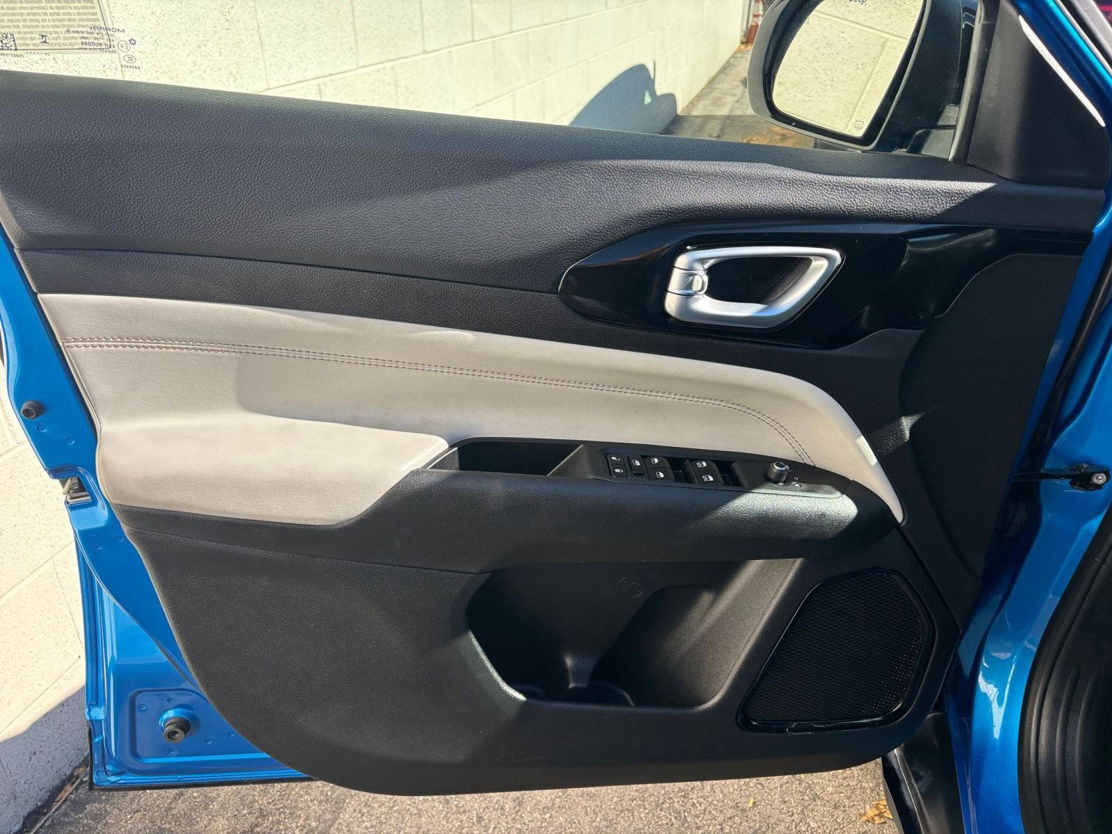 Thumbnail: 2025 Jeep Compass - 20