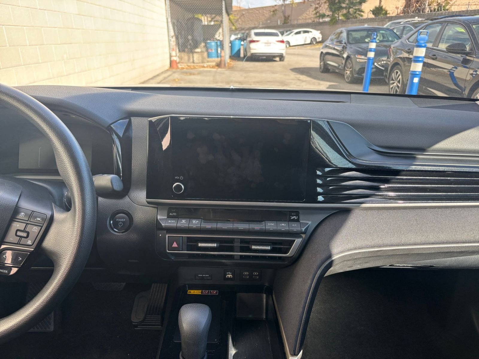 Thumbnail: 2025 Toyota Camry - 18