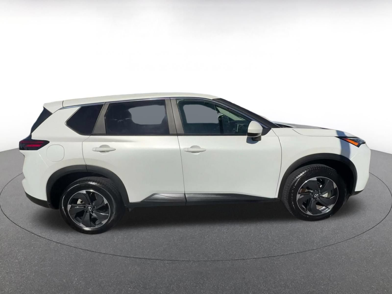 Thumbnail: 2025 Nissan Rogue - 15