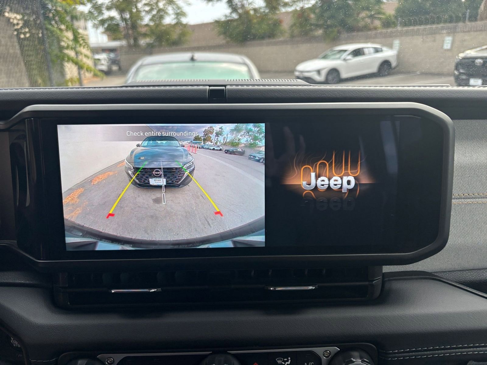 Thumbnail: 2025 Jeep Wrangler - 17