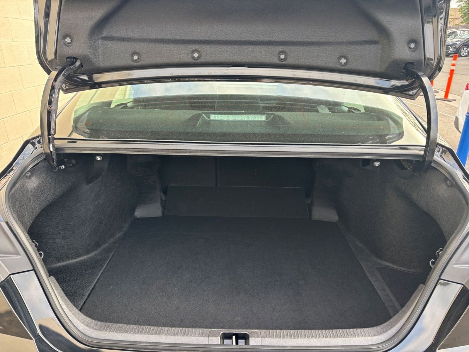 Thumbnail: 2025 Toyota Camry - 31