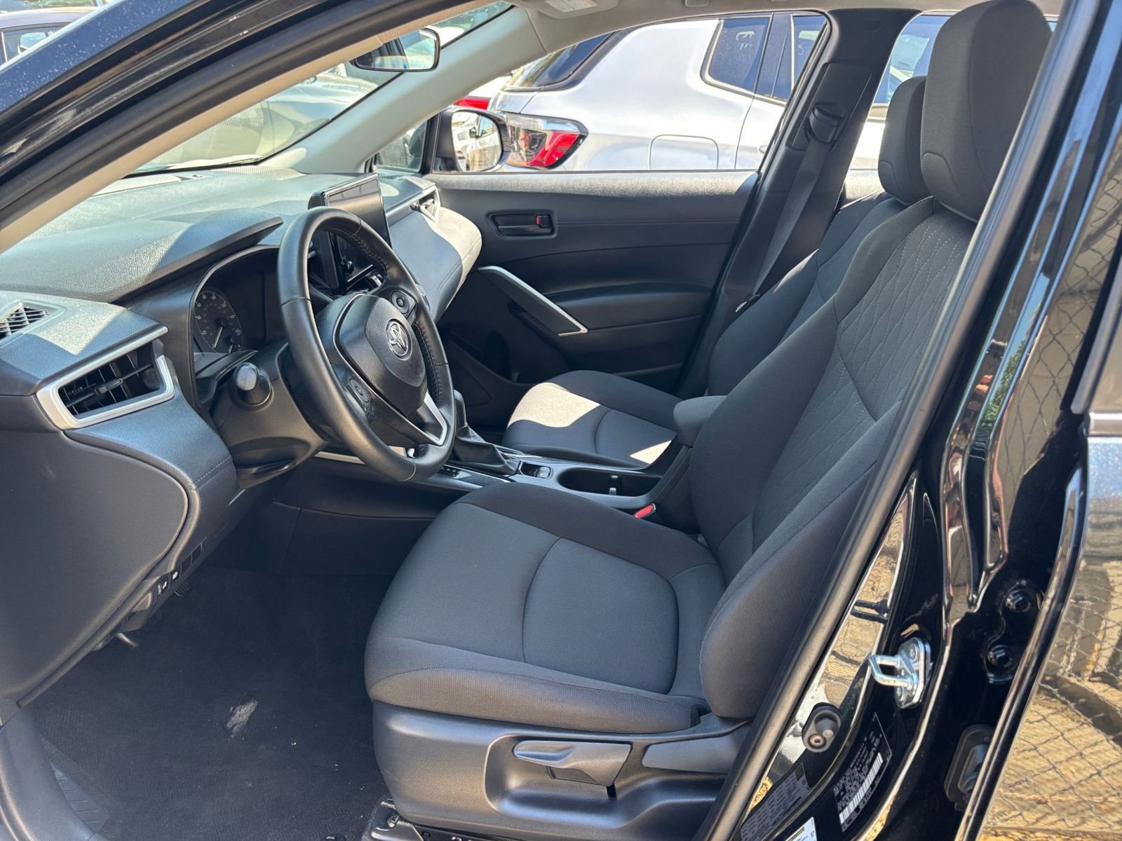 Thumbnail: 2025 Toyota Corolla Cross - 27