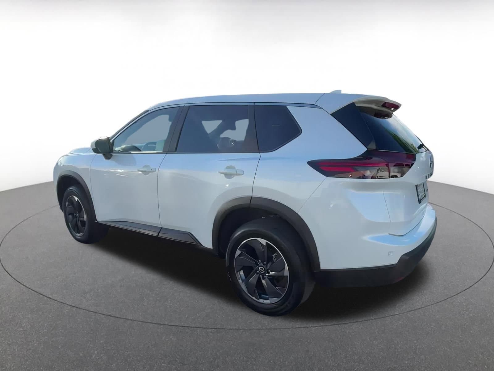 Thumbnail: 2024 Nissan Rogue - 10