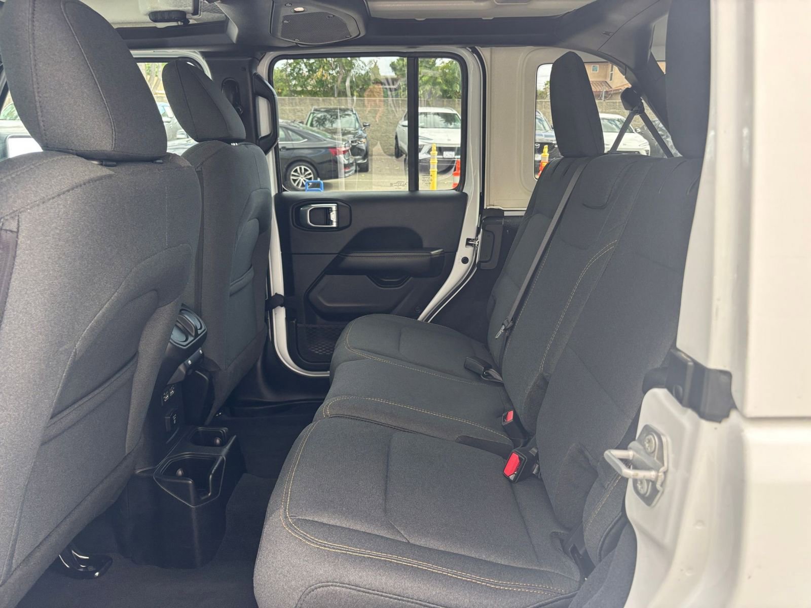 Thumbnail: 2025 Jeep Wrangler - 25