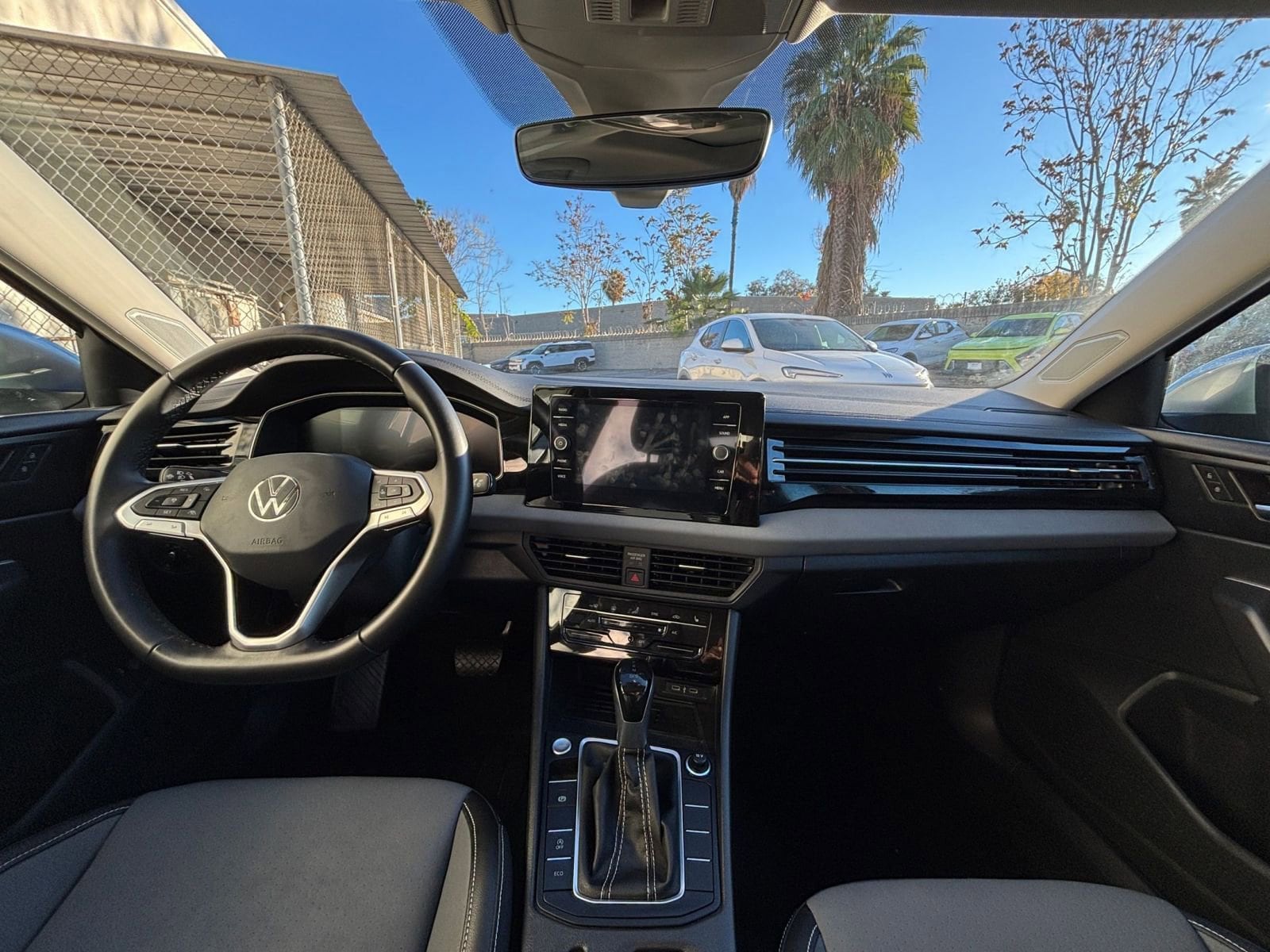 Thumbnail: 2025 Volkswagen Jetta - 33