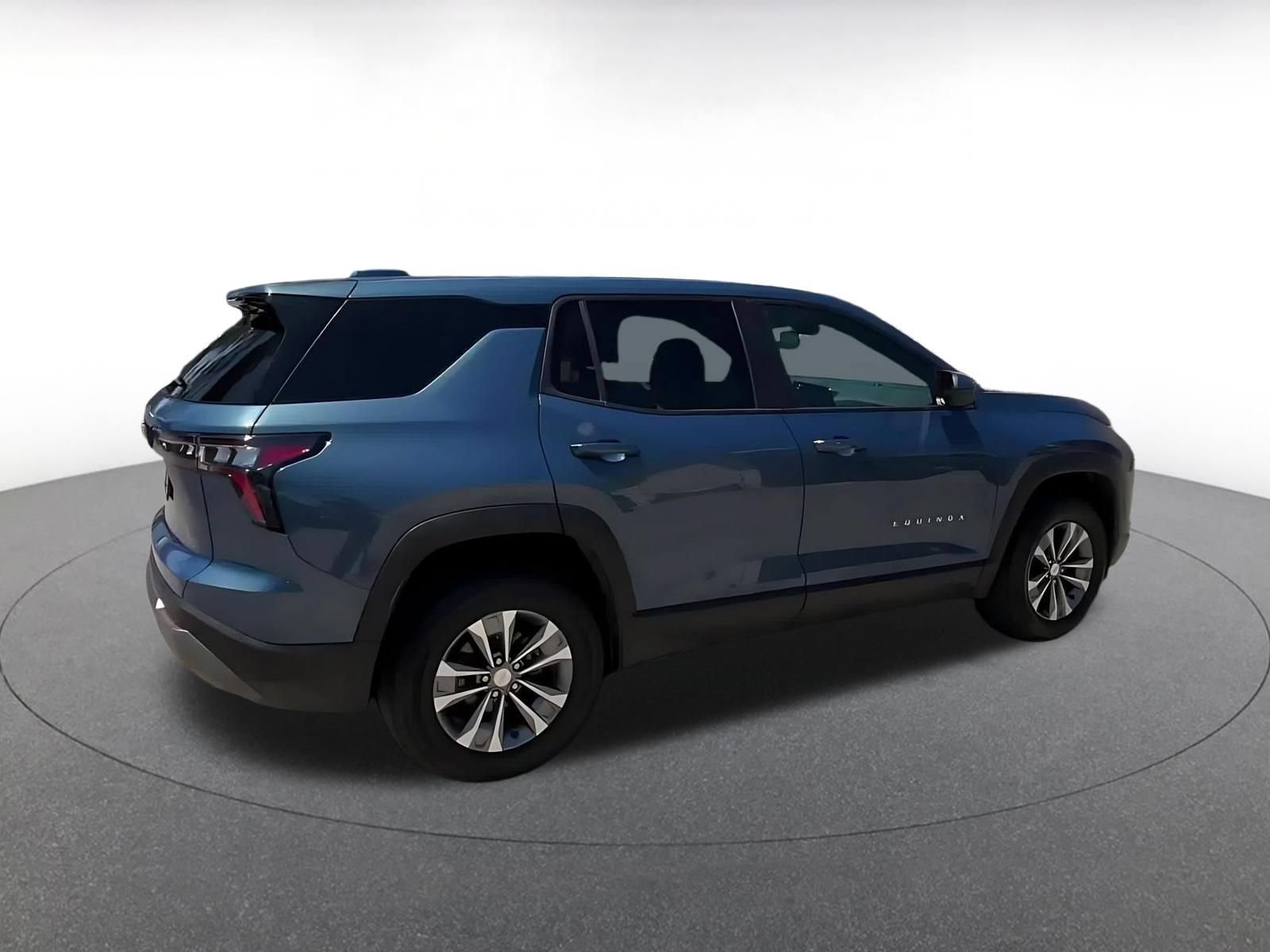 Thumbnail: 2025 Chevrolet Equinox - 15