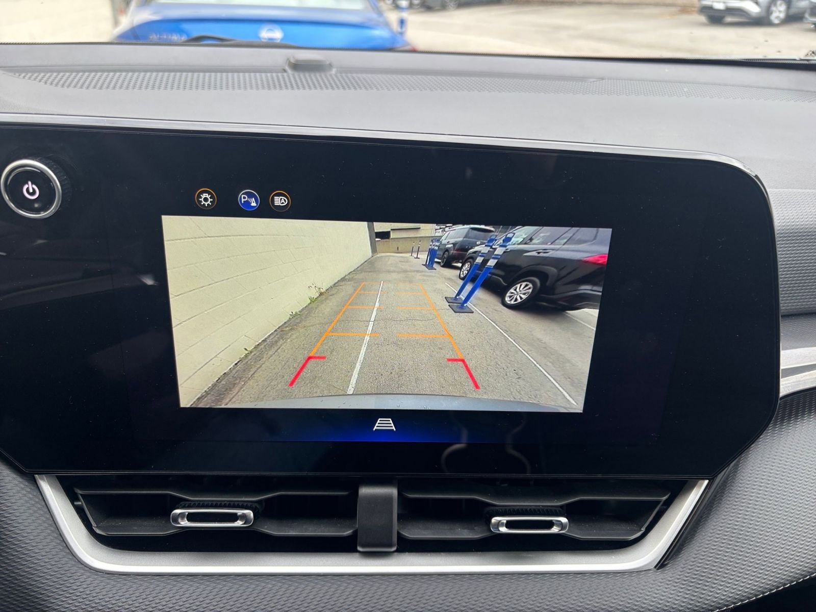 Thumbnail: 2025 Chevrolet Equinox - 17