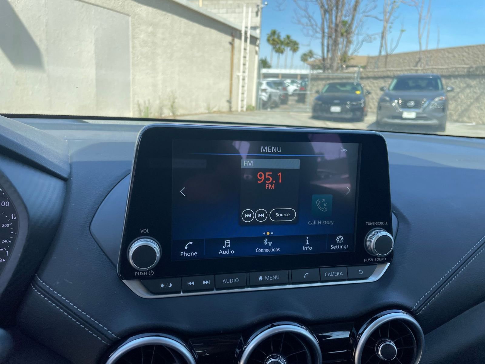 Thumbnail: 2025 Nissan Sentra - 20