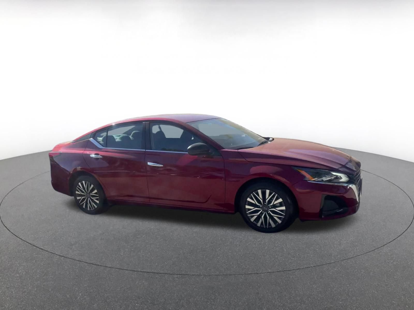 Thumbnail: 2025 Nissan Altima - 2