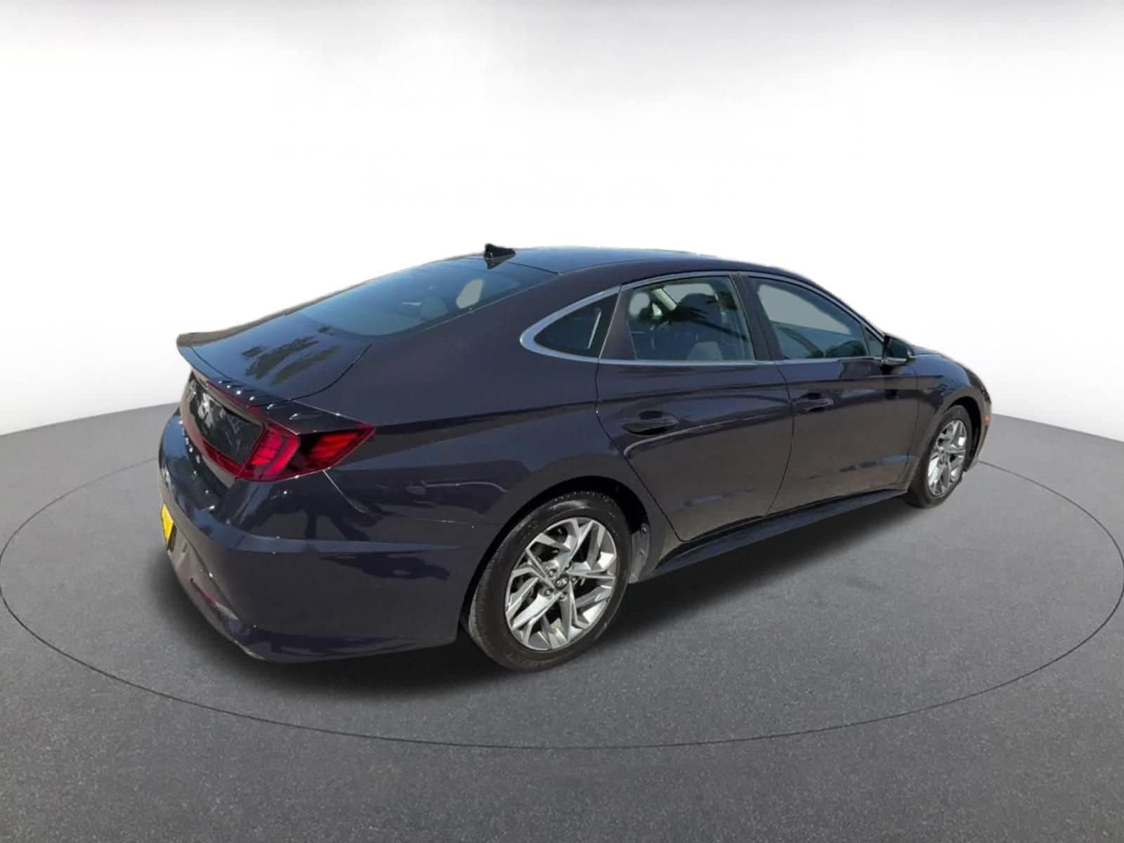 Thumbnail: 2023 Hyundai Sonata - 11