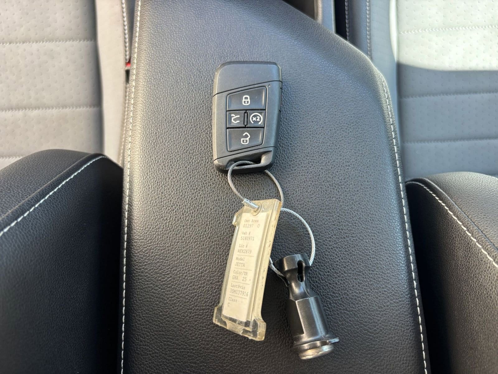 Thumbnail: 2025 Volkswagen Jetta - 22