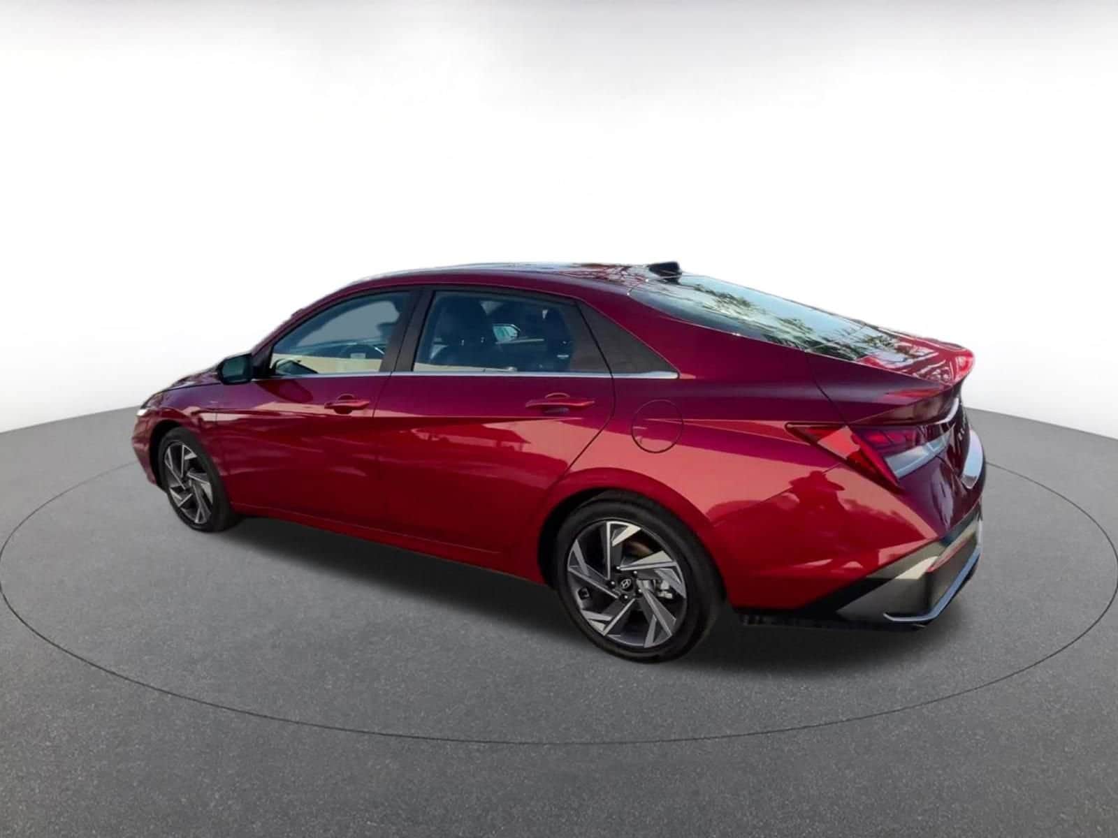 Thumbnail: 2025 Hyundai Elantra - 15