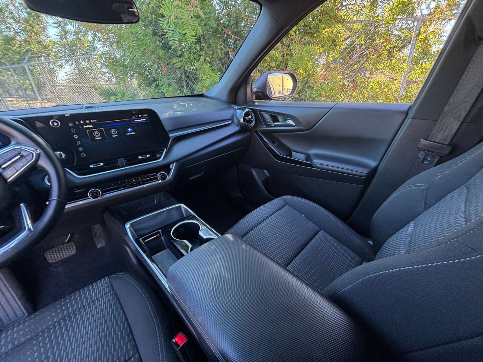 Thumbnail: 2025 Chevrolet Equinox - 35