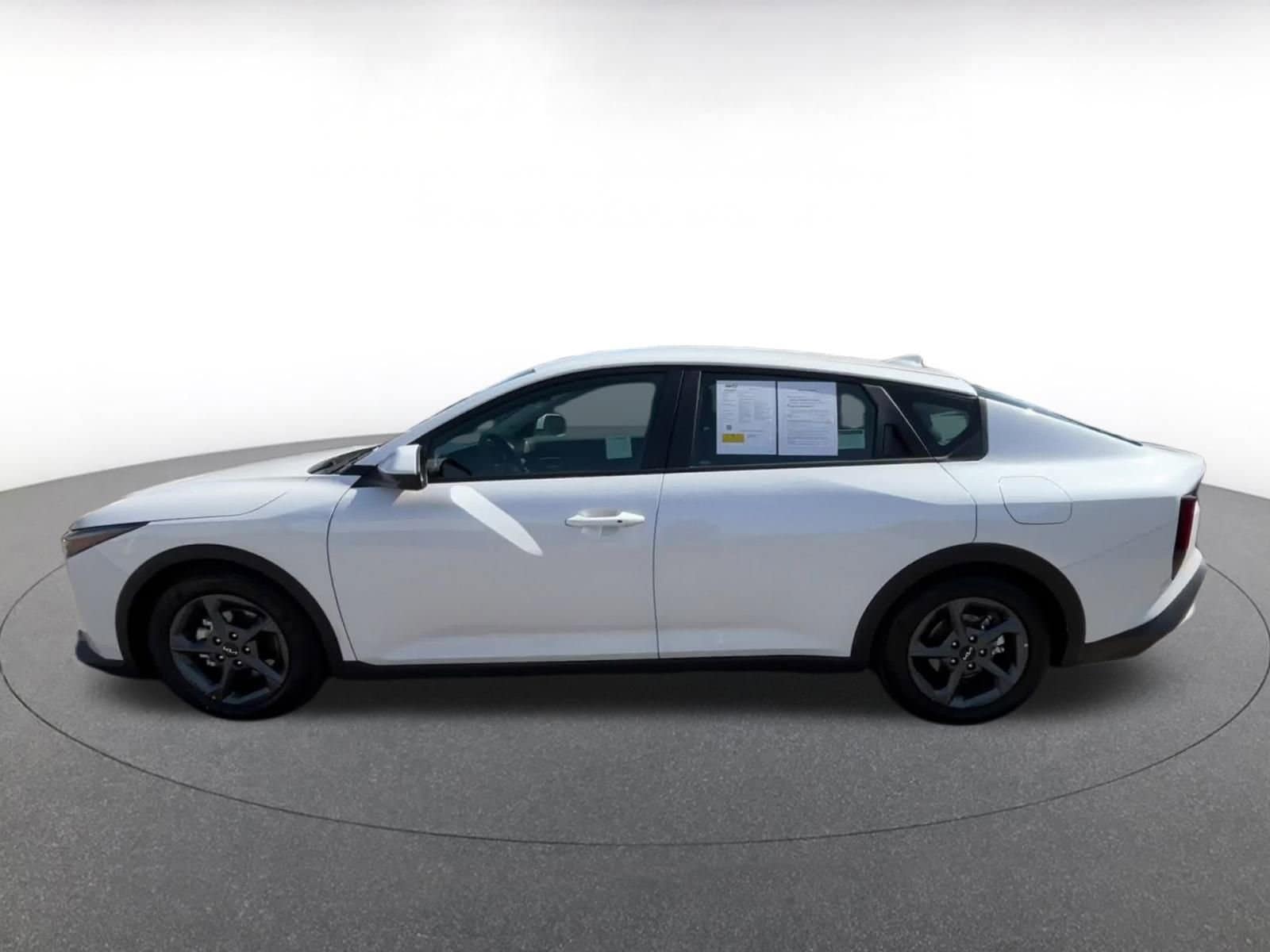 Thumbnail: 2025 Kia K4 - 9