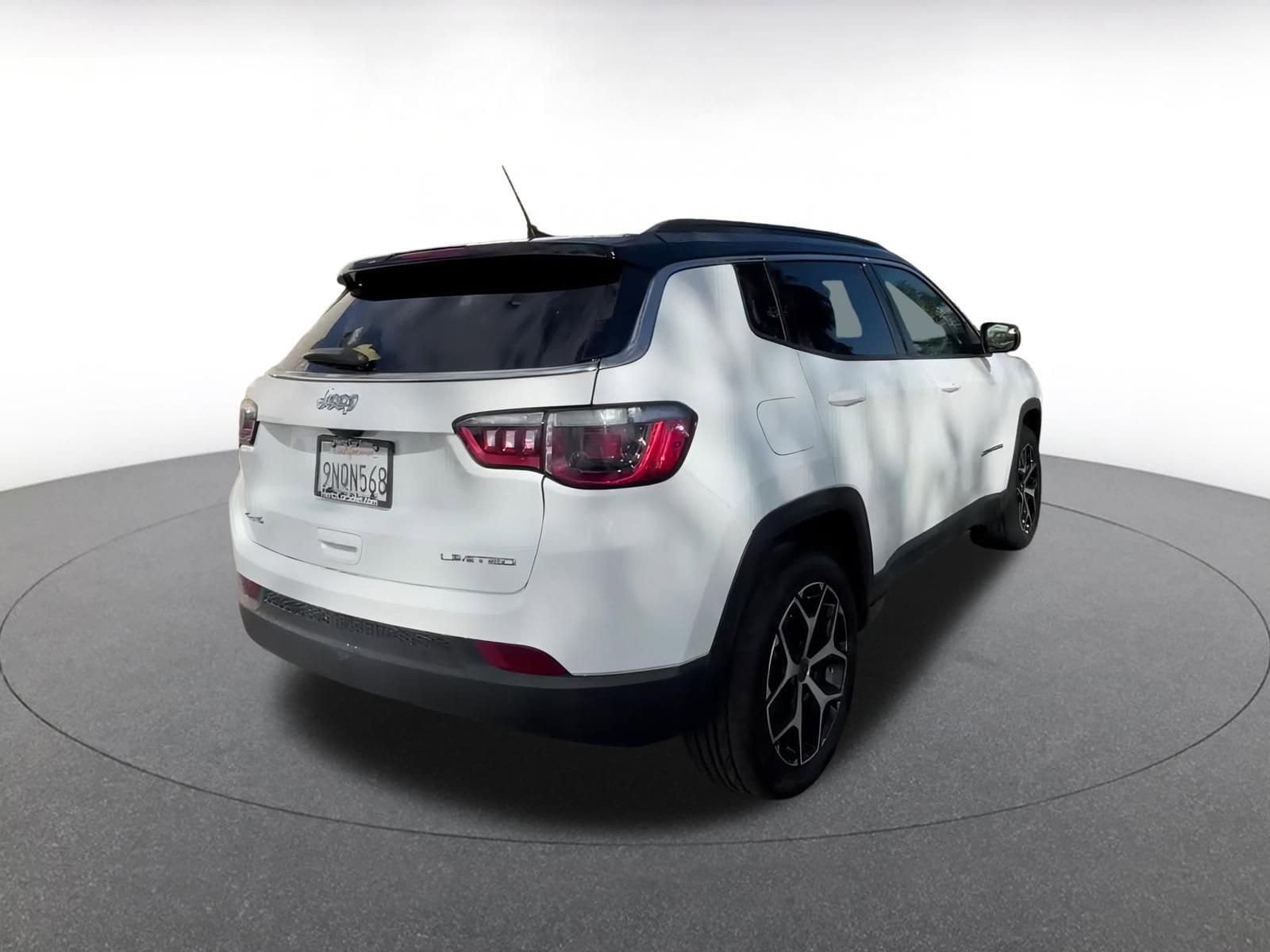 Thumbnail: 2025 Jeep Compass - 14