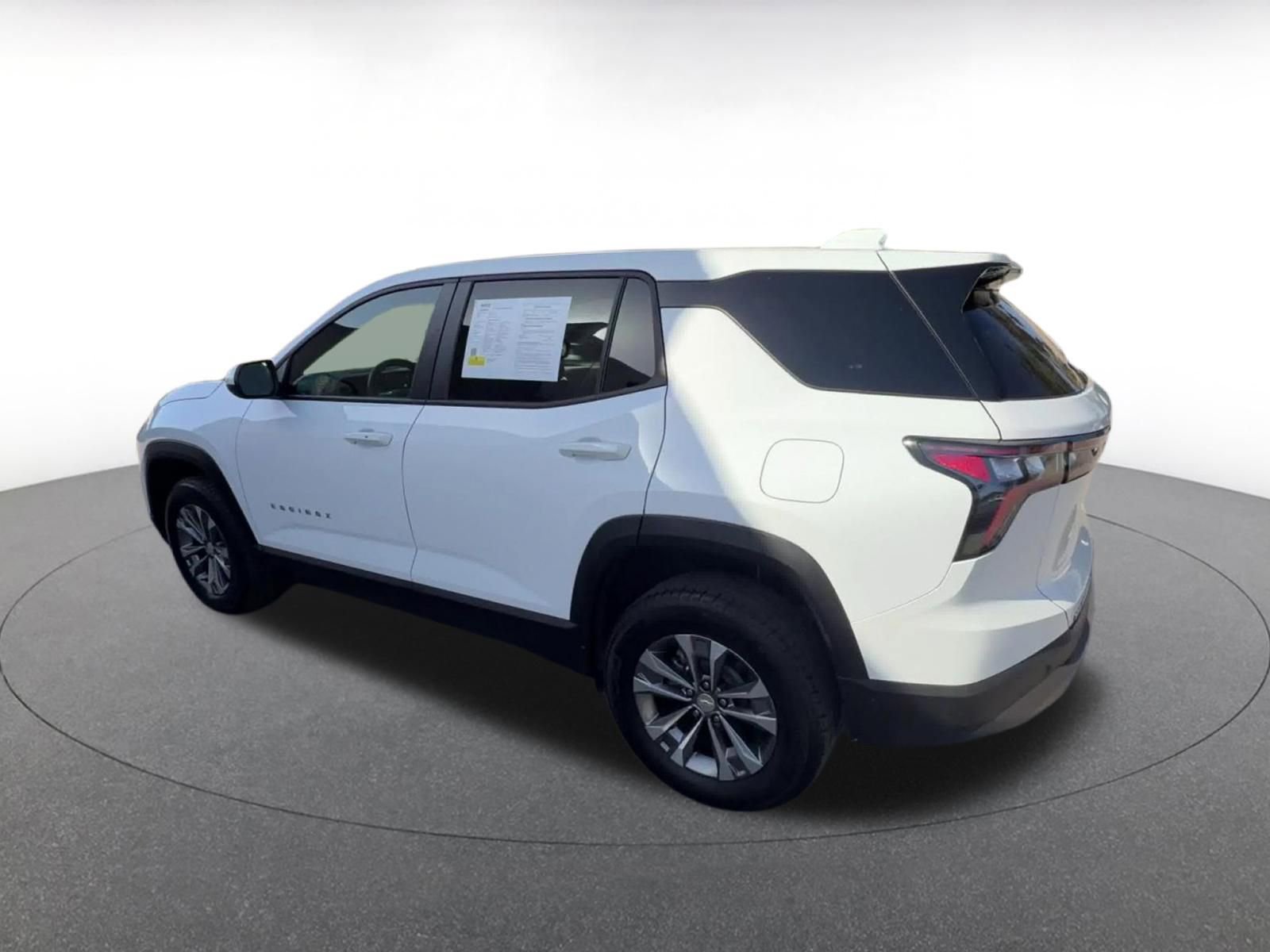 Thumbnail: 2025 Chevrolet Equinox - 10