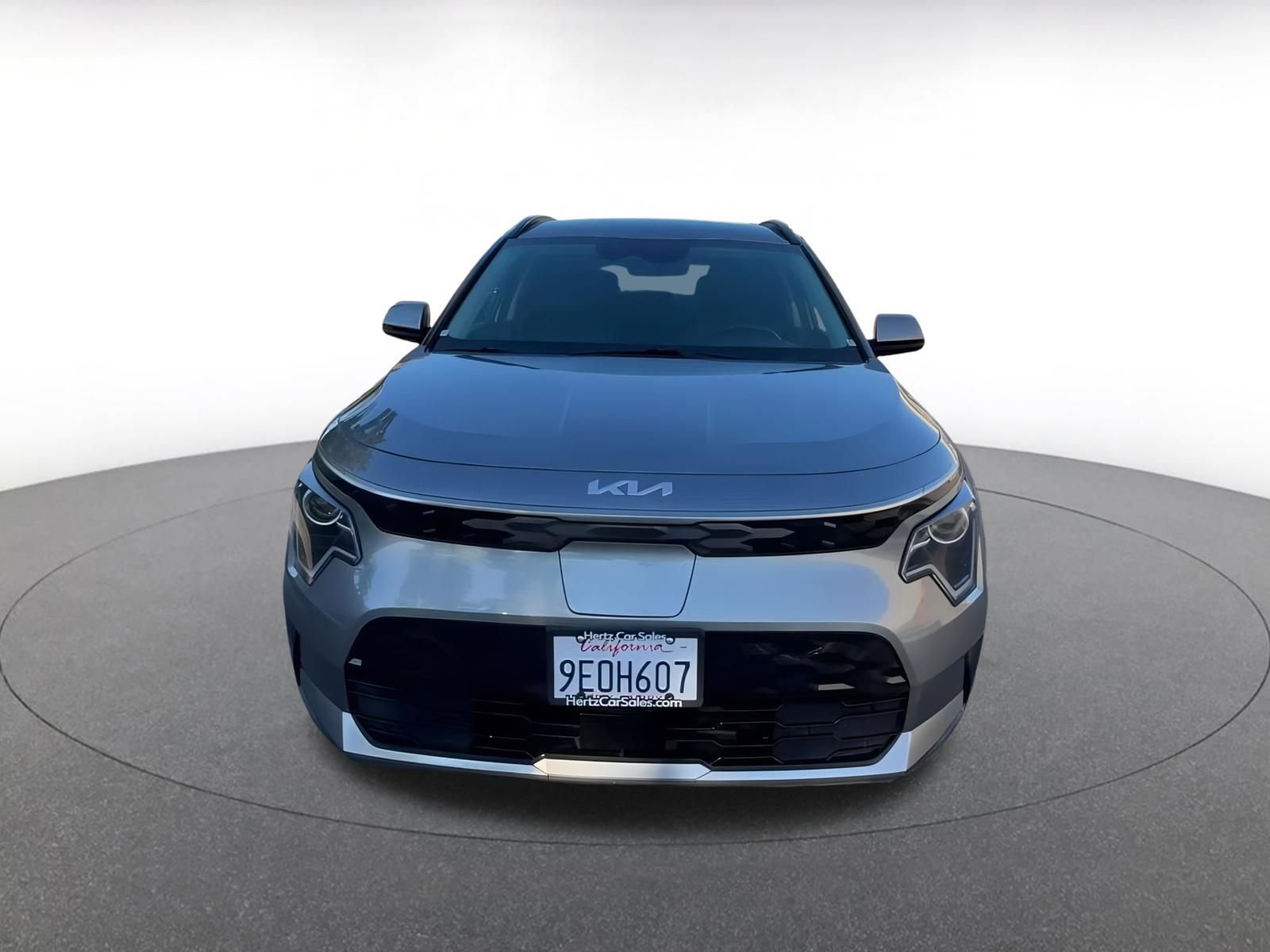 Thumbnail: 2023 Kia Niro - 5