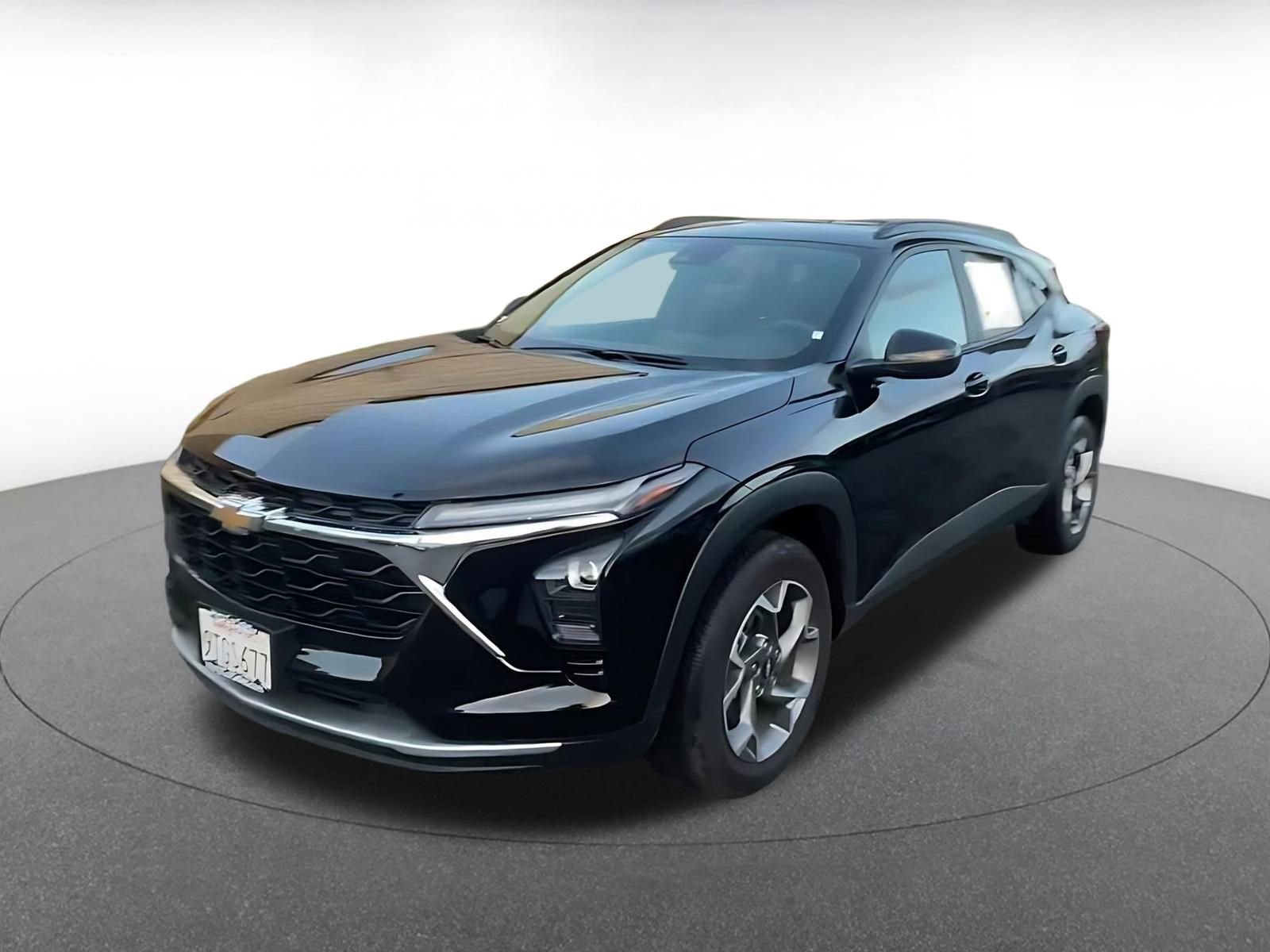 Thumbnail: 2025 Chevrolet Trax - 8