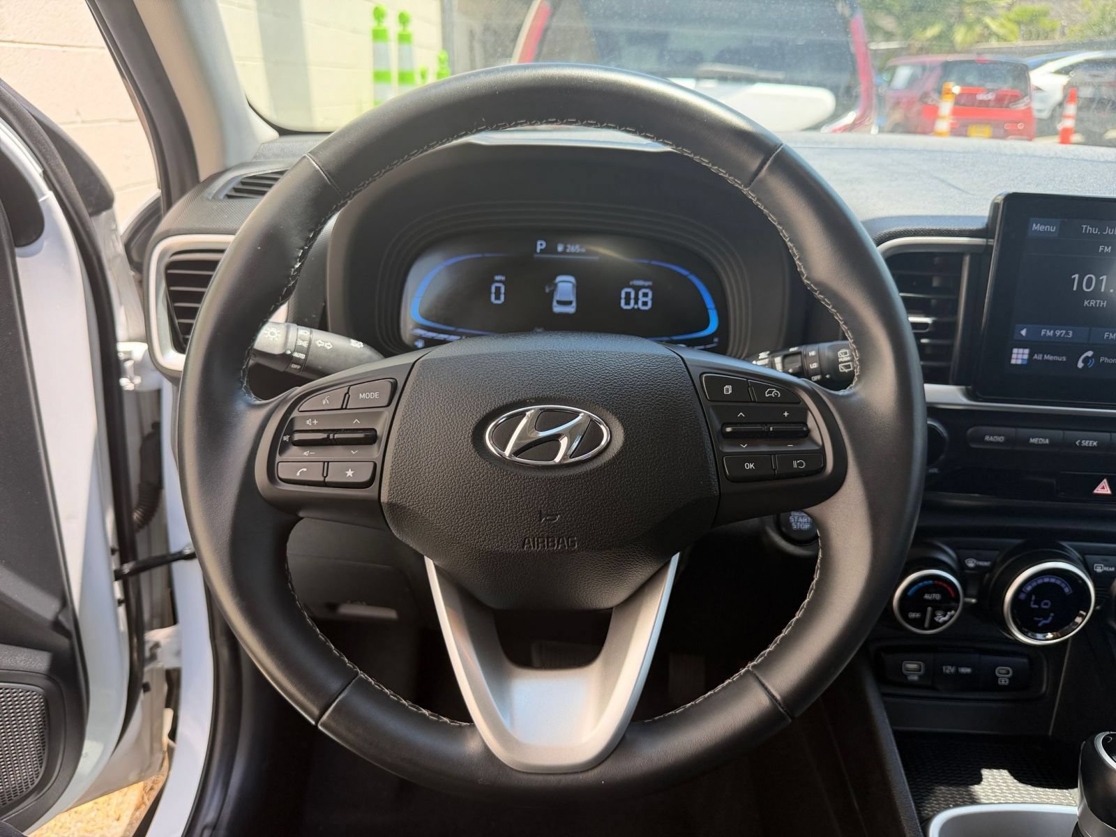 Thumbnail: 2025 Hyundai Venue - 27