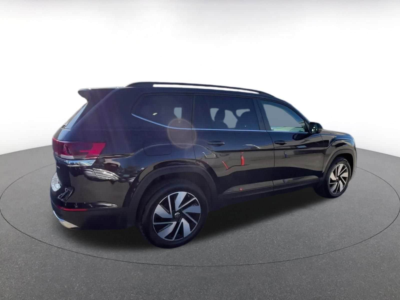 Thumbnail: 2025 Volkswagen Atlas - 14