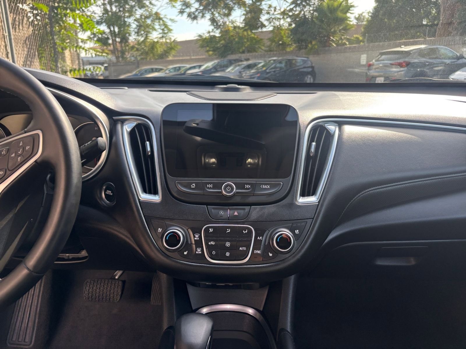 Thumbnail: 2024 Chevrolet Malibu - 18