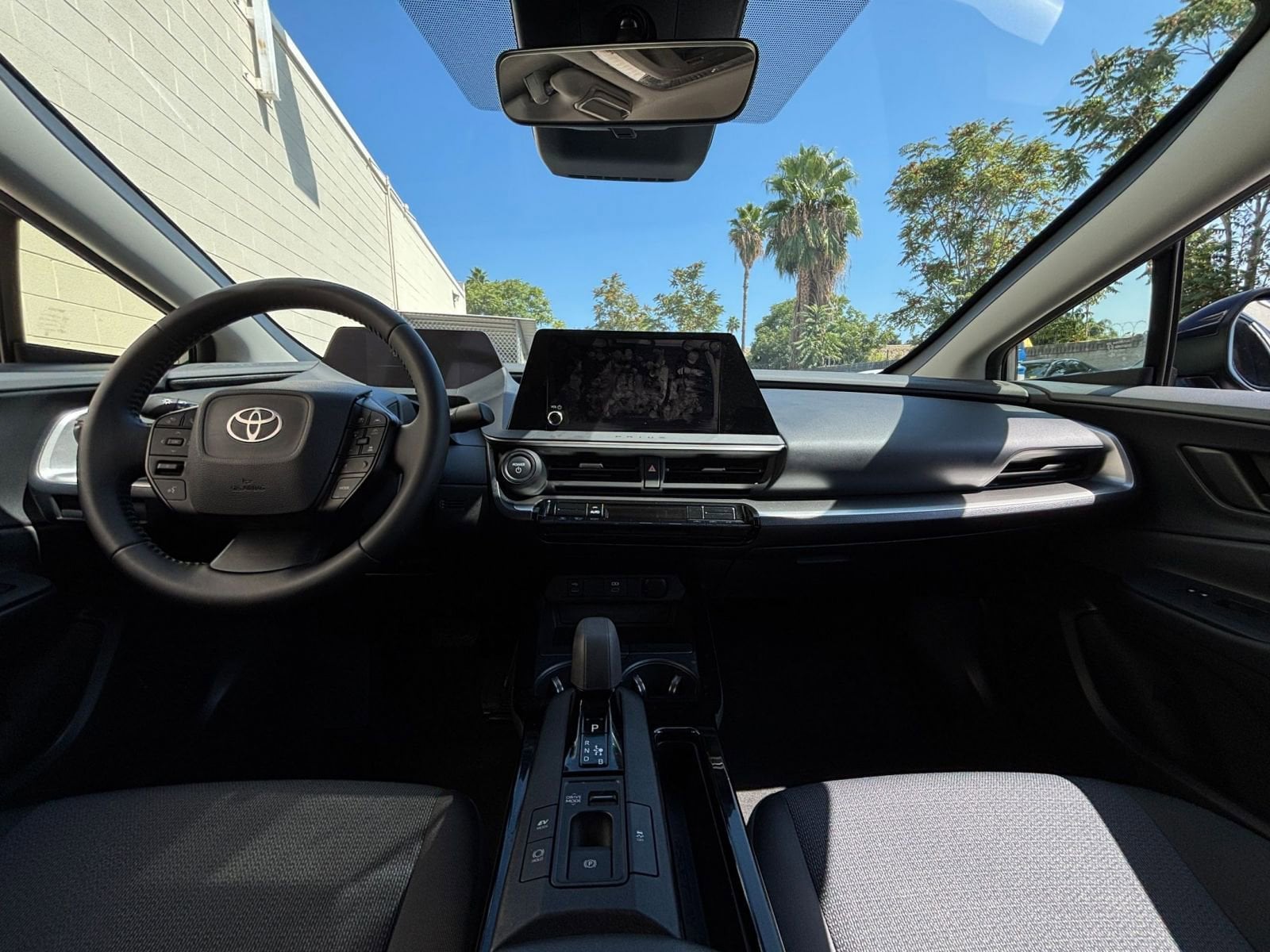 Thumbnail: 2025 Toyota Prius - 33