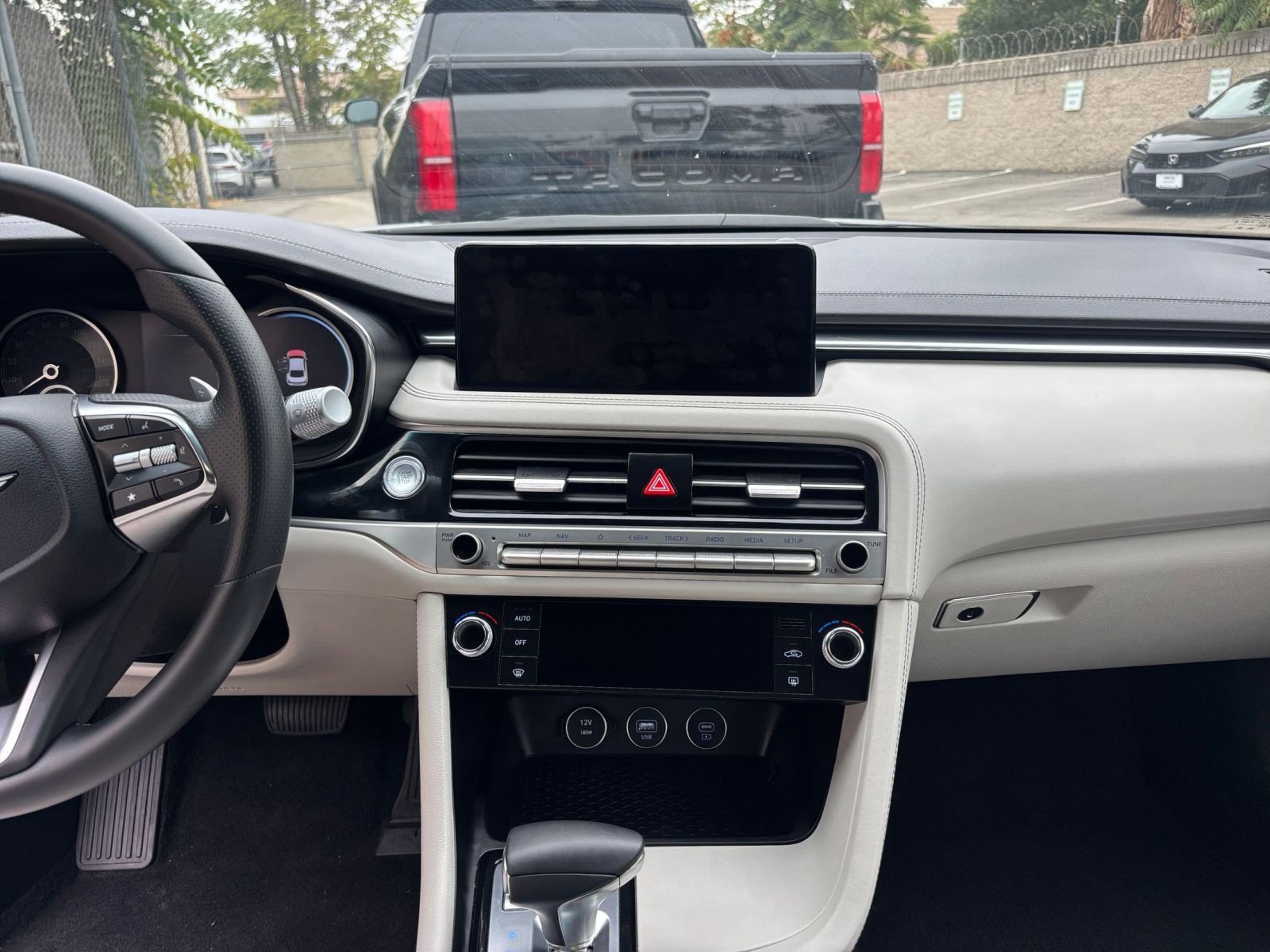 Thumbnail: 2025 Genesis G70 - 18