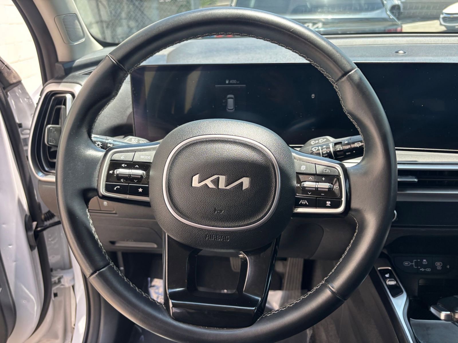 Thumbnail: 2024 Kia Sorento - 29
