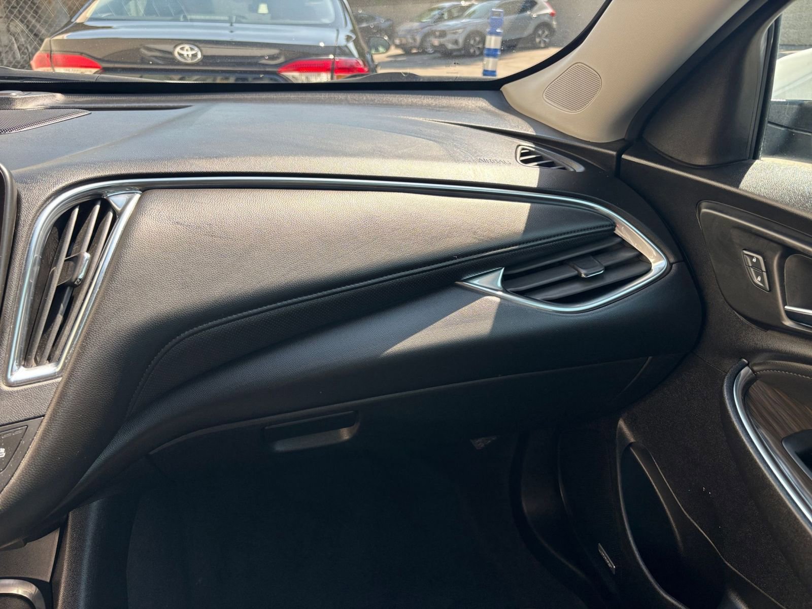 Thumbnail: 2024 Chevrolet Malibu - 35