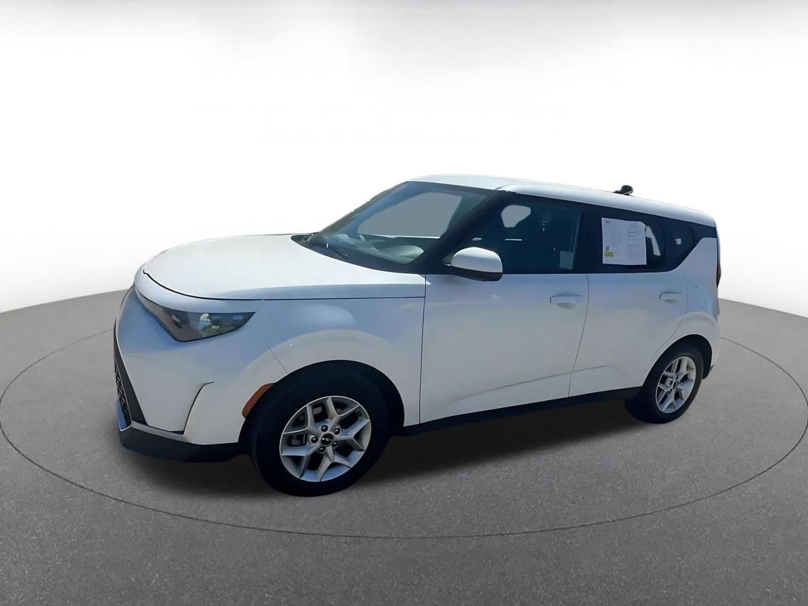 Thumbnail: 2025 Kia Soul - 8