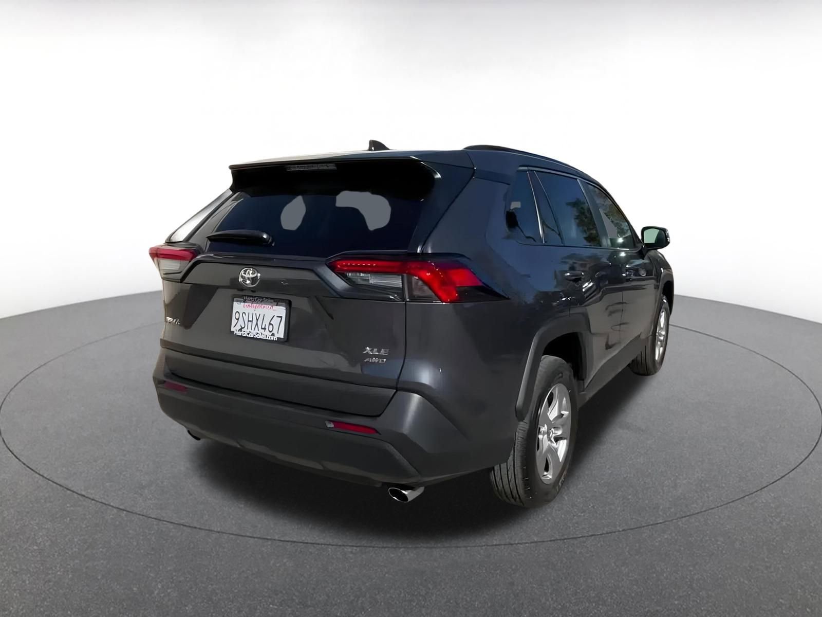 Thumbnail: 2025 Toyota RAV4 - 15