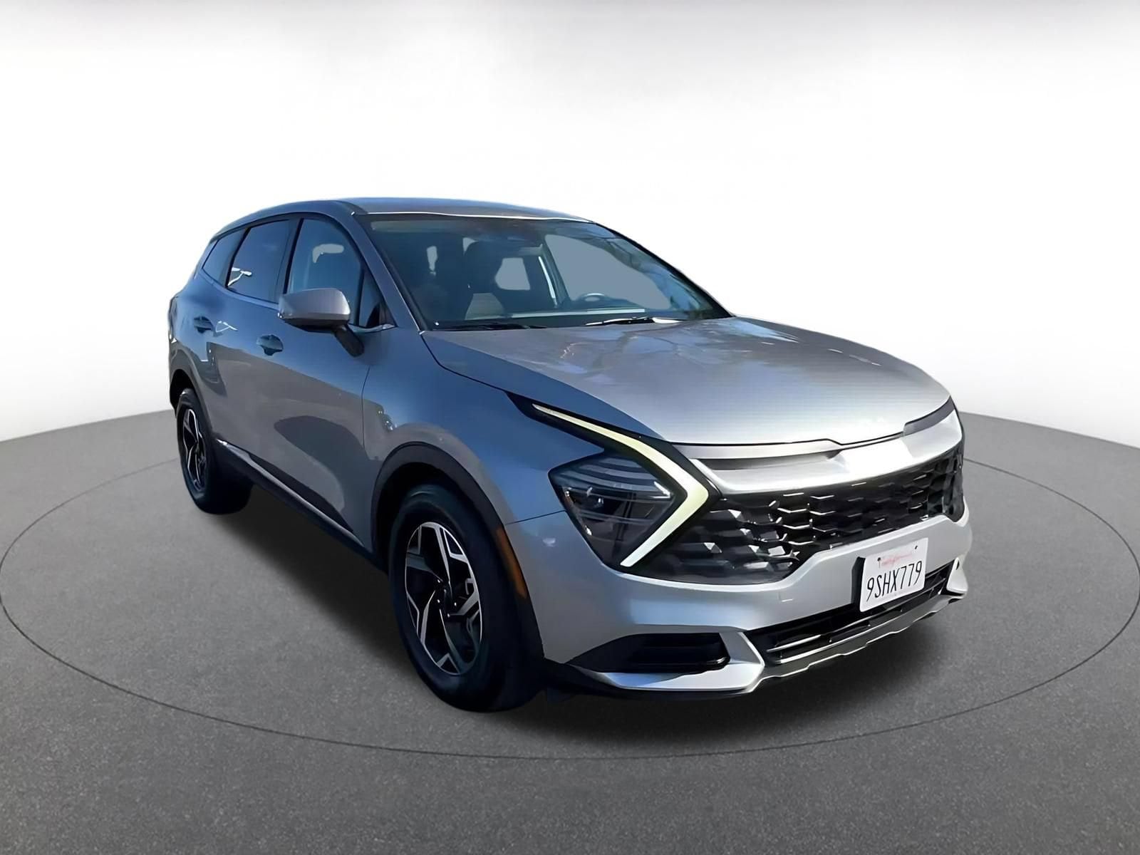 Thumbnail: 2025 Kia Sportage - 3