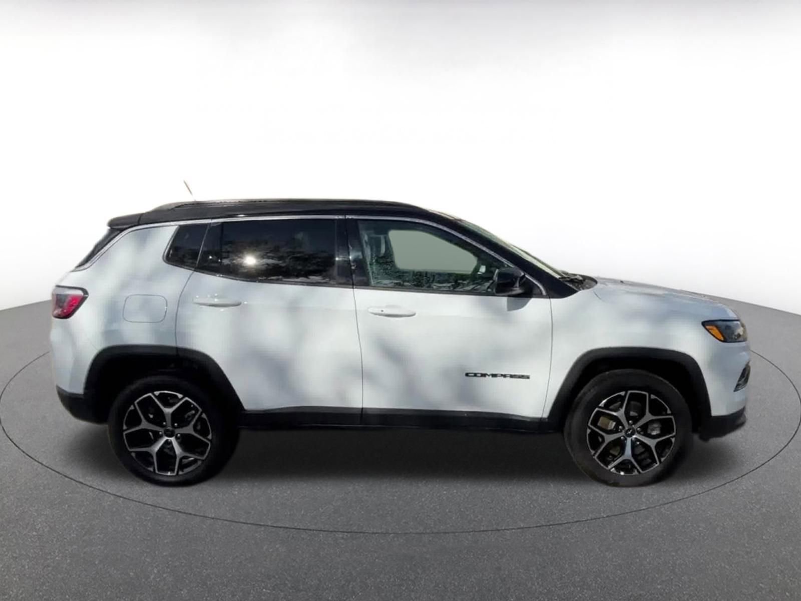 Thumbnail: 2025 Jeep Compass - 16