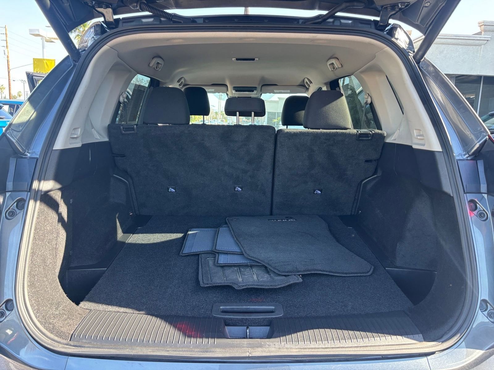 Thumbnail: 2025 Nissan Rogue - 33