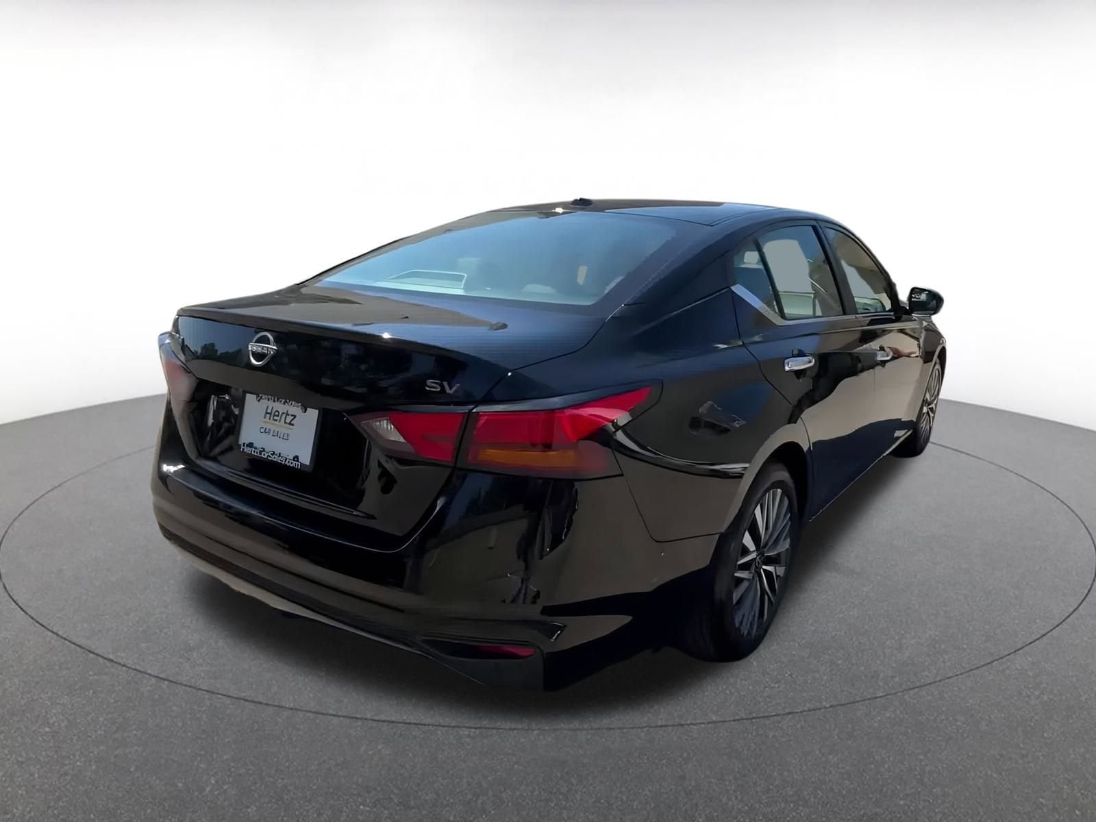 Thumbnail: 2024 Nissan Altima - 14