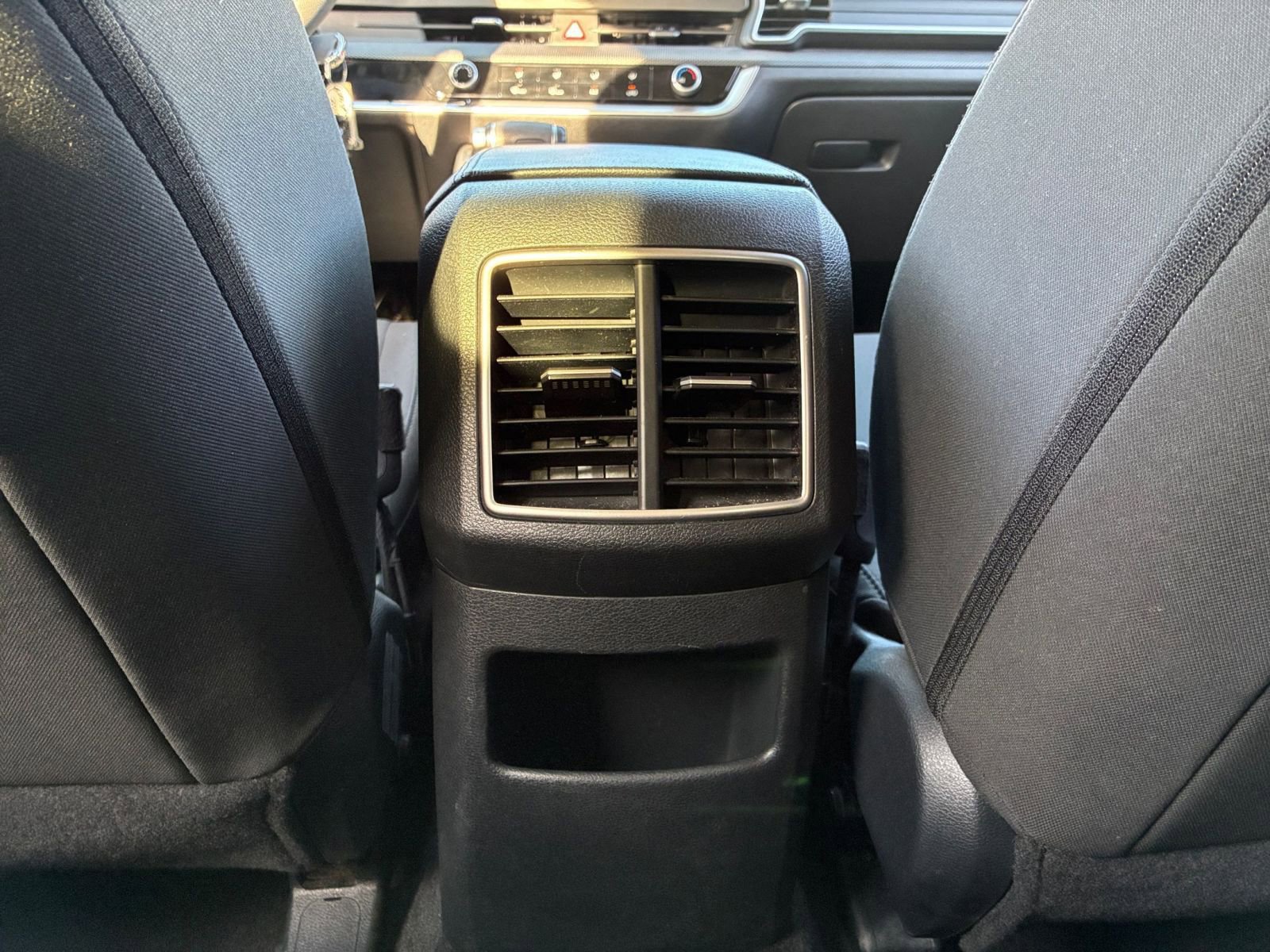 Thumbnail: 2025 Kia Sportage - 23