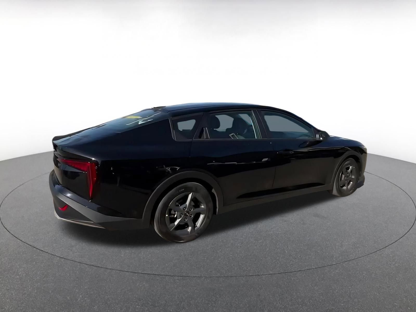 Thumbnail: 2025 Kia K4 - 15