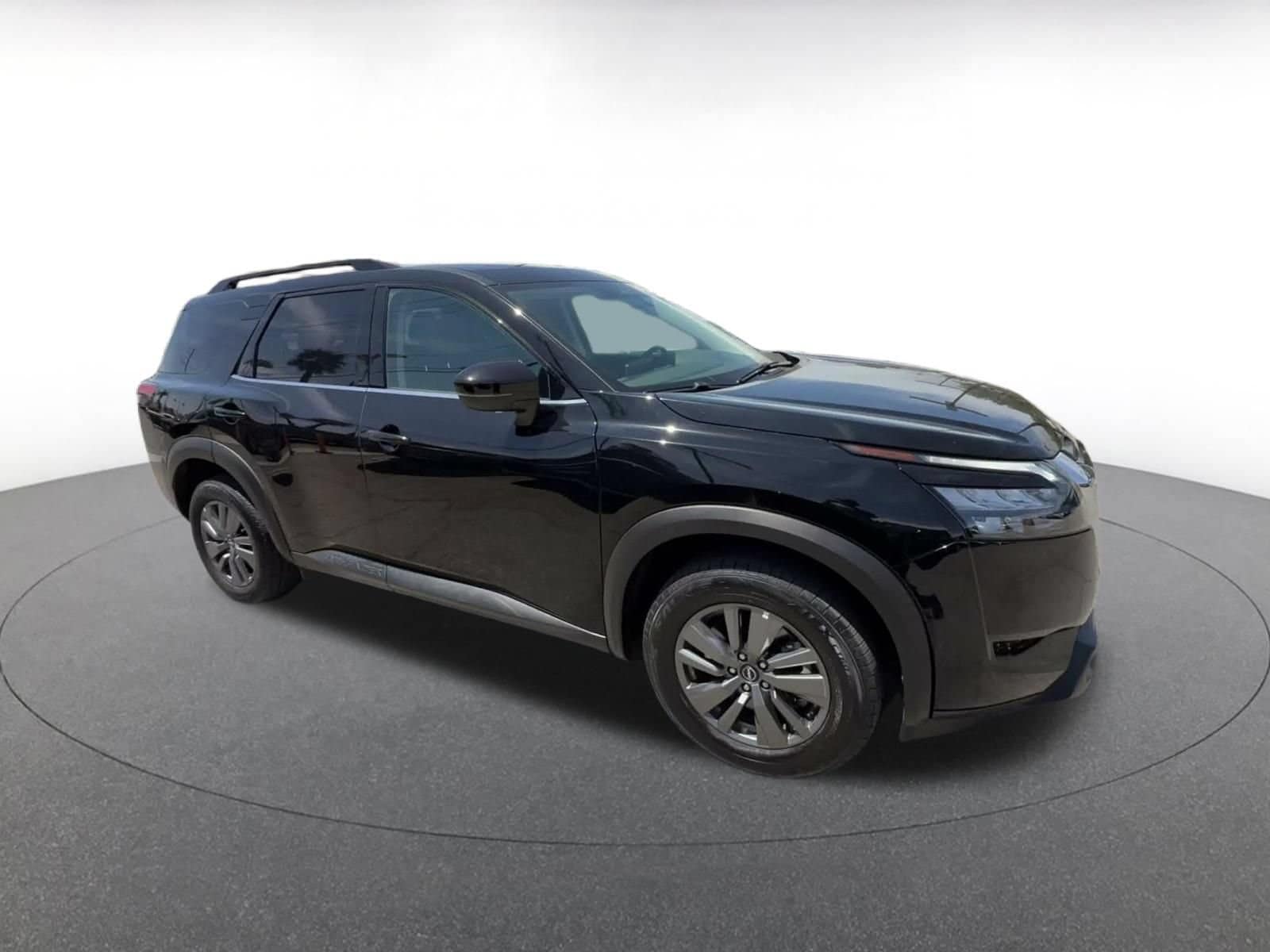 Thumbnail: 2025 Nissan Pathfinder - 2