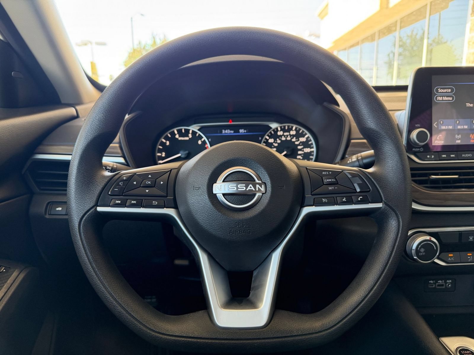 Thumbnail: 2025 Nissan Altima - 28