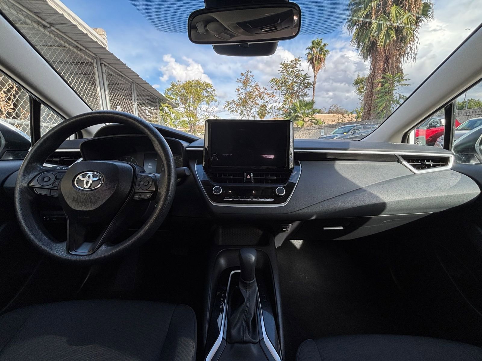 Thumbnail: 2025 Toyota Corolla - 33