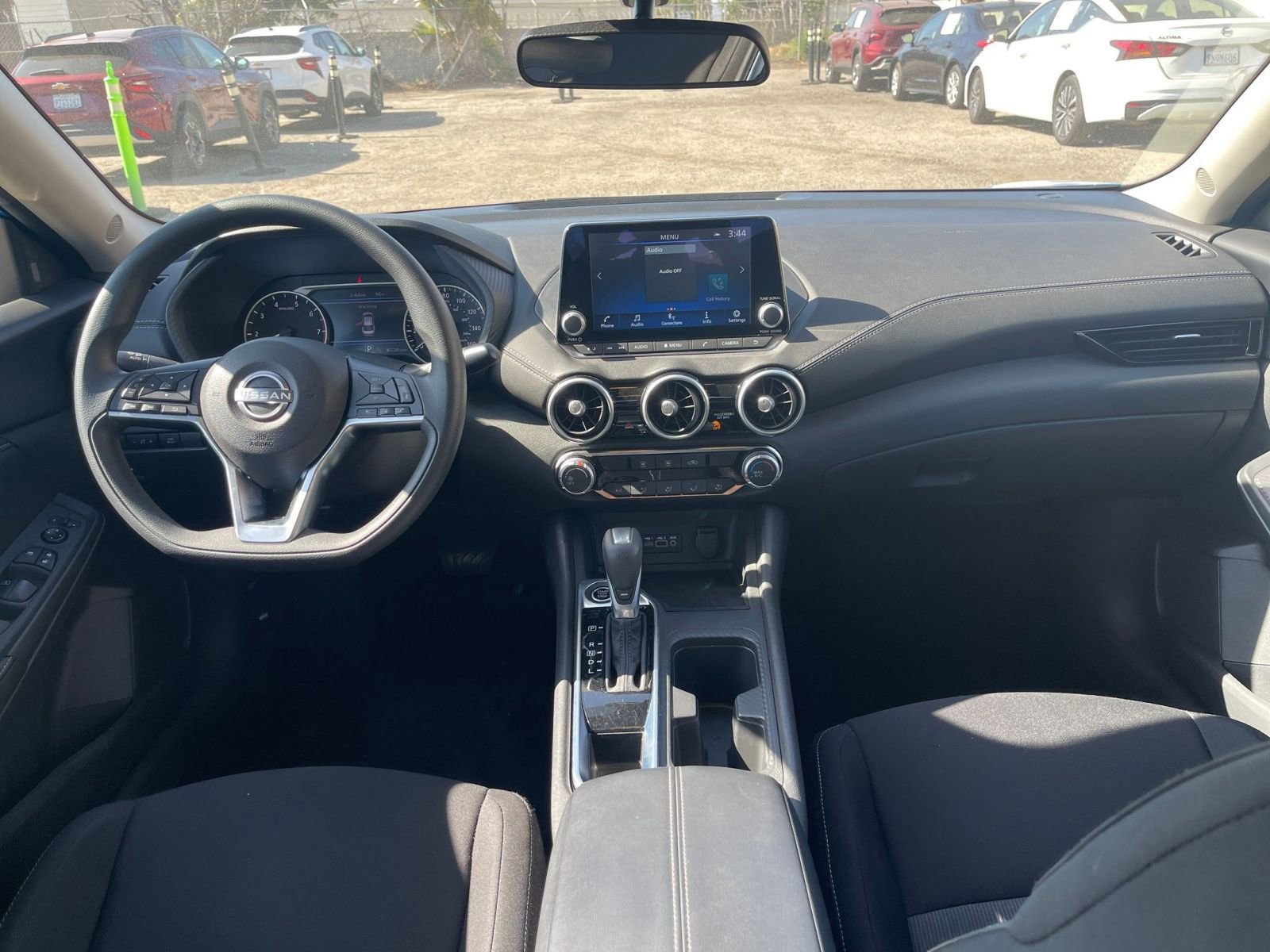 Thumbnail: 2025 Nissan Sentra - 31